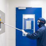 讓產線員工兼著打掃就好？別讓非專業操作成為無塵室的最大破口
